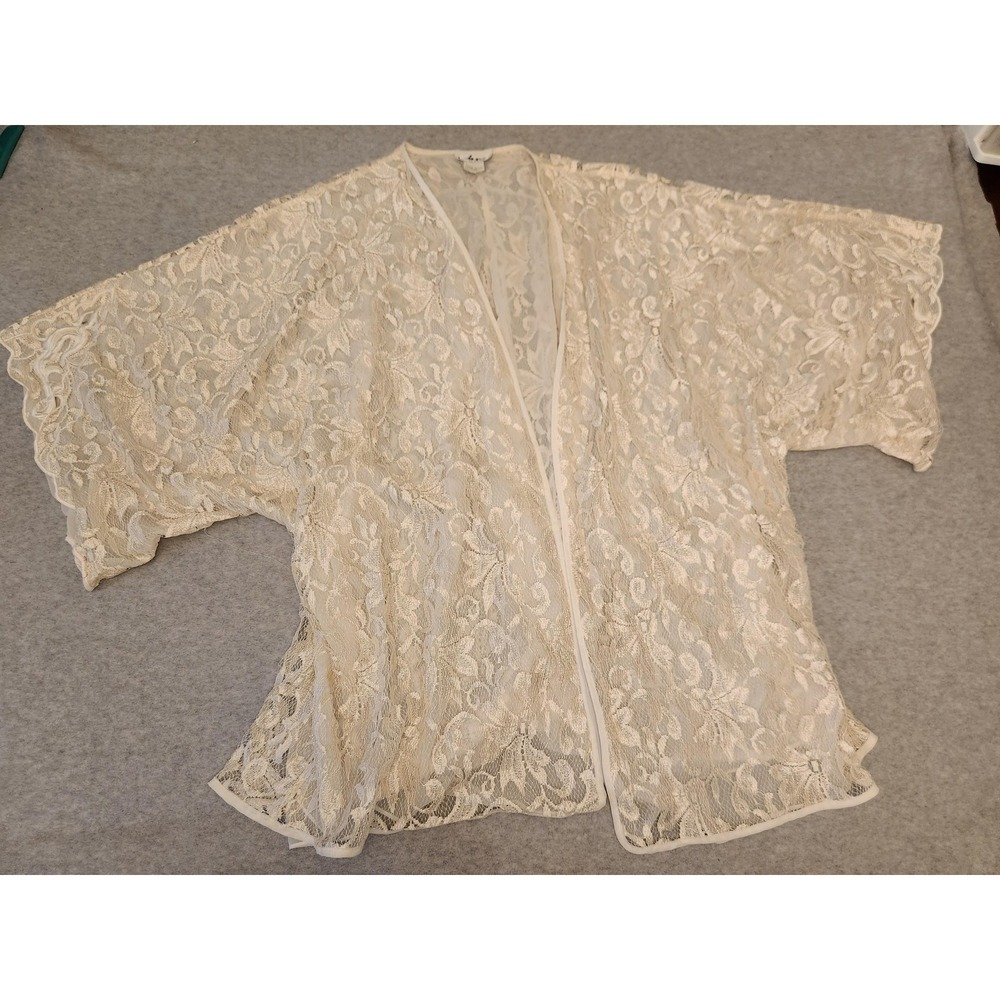 Josie Kimono Cardigan Womens One Size Cream Lace Sheer Open Front‎ Scalloped Vtg